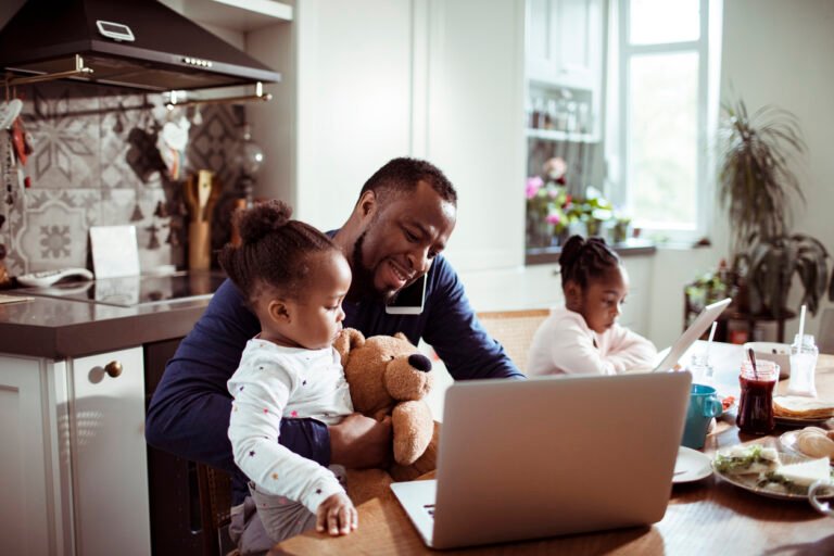 Remote Work for Parents: How to Balance Work and Family Life